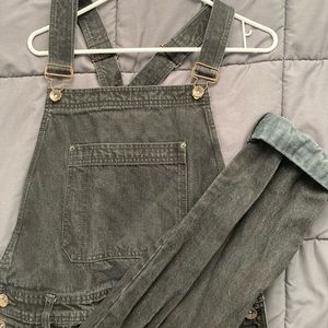 Urban outfitters black overalls